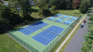 Beuna Vista Courts - West Hartford, CT